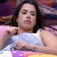 "BBB22": espectadores brincam e sugerem expulsão de Larissa por usar top cropped bege no programa