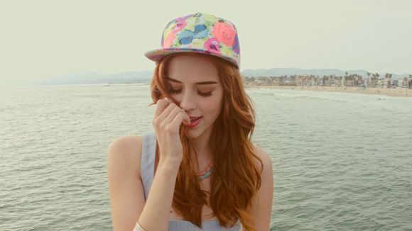 Sophia Abrahão divulga novo clipe! Saiba tudo sobre os bastidores e o lançamento do vídeo
