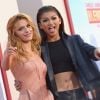 Bella Thorne já se envolveu em rumor de rivalidade com Zendaya e outras famosas