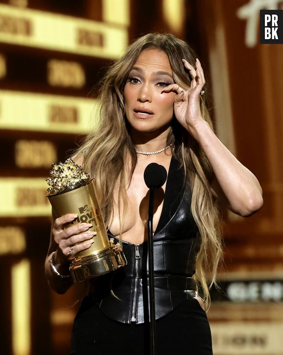 MTV Movie & TV Award 2022: Jennifer Lopez se emocionou ao receber o Prêmio Geração