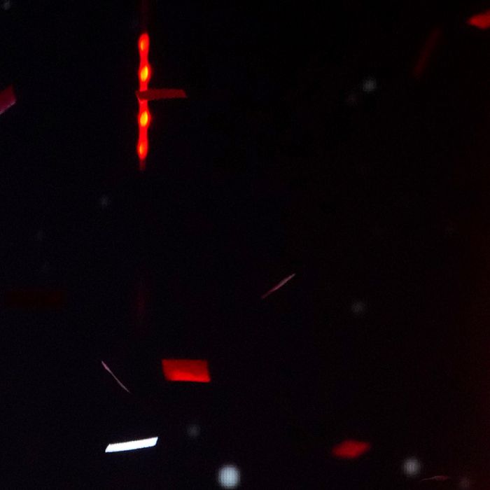 MTV Movie &amp;amp; TV Award 2022:  Swae Lee fez performance com terno rosa. A cor bombou no evento! 