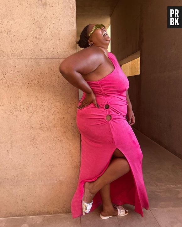 Lizzo esclarece que jamais teve a intenção de magoar alguém que ouvisse seu novo hit: "Como uma mulher gorda e negra já tive muitas palavras dolorosas contra mim, então eu entendo o poder que as palavras podem ter"