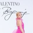 Florence Pugh usou vestido transparente em evento da Valentino na última sexta-feira (8)