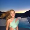 Marina Ruy Barbosa usou look da grife em viagem à Grécia