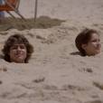 Em "Malha&ccedil;&atilde;o",&nbsp;Pedro (Rafael Vitti) e Karina (Isabella Santoni) ficam com o corpo todo embaixo da areia! 