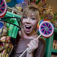 Atriz de "iCarly" revela suborno da Nickelodeon de US $ 300 mil para não expor abuso