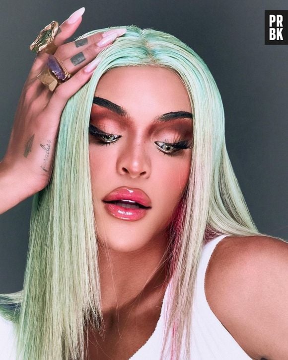 Feat. de Pabllo Vittar e Gloria Groove seria com temática de terror, para o Halloween