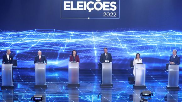 Debate presidencial na Band: temas importantes ignorados, piadas e ofensas