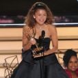 Zendaya se emociona com prêmio no Emmy 2022