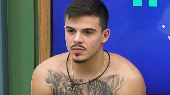 "A Fazenda 14": Thomaz Costa supostamente ingeriu remédios para ter overdose