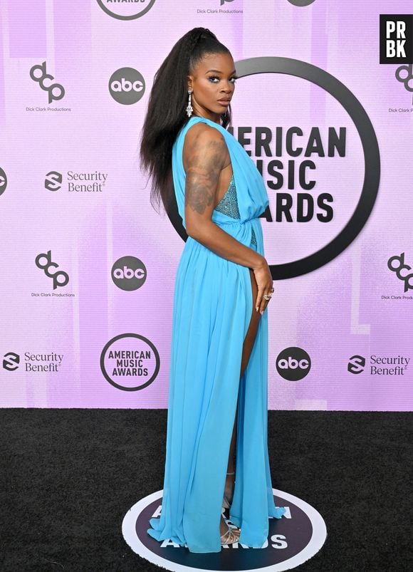 Ari Lennox no American Music Awards 2022