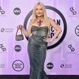   Kim Petras fez referência a look icônico de Britney Spears no  American Music Awards 2022 