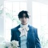 BTS: Taehyung, o V, apostou em estilo clássico e misterioso para photoshoot individual