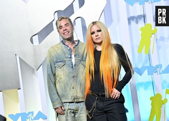 Mod Sun anunciou fim da relação com Avril Lavigne enquanto estava de turnê nos Estados Unidos