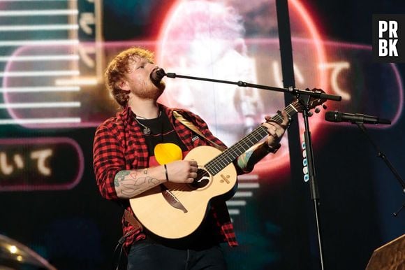 Ed Sheeran está prestes a lançar o aguardado “-”