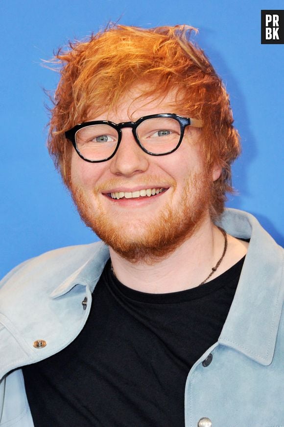 Ed Sheeran disse que experimentou vários tipos de drogas - que ele se recusou a citar - aos 20 anos, quando "costumava ser um festeiro"