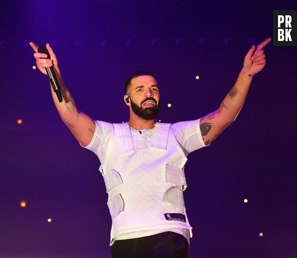 Drake também teria se queixado da dificuldade dos brasileiros em cantar inglês em seus shows