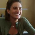 "Vai na Fé": Clara (Regiane Alves) pode começar romance lésbico em novos capítulos