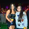 Yasmin Santos e a namorada, Ana Sprot, estavam com looks maravilhosos no "Numanice"