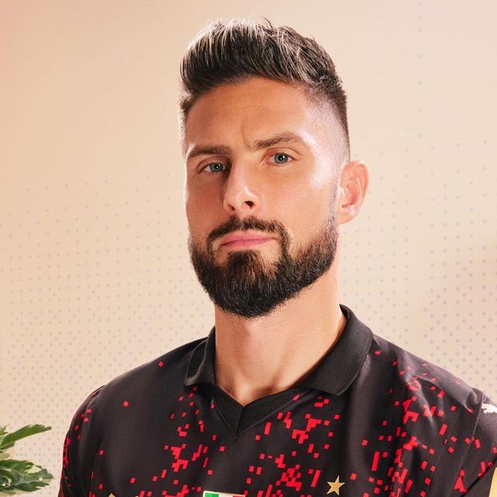 O galã Giroud também já traiu a esposa