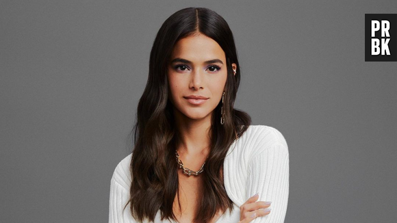 Bruna Marquezine está sempre envolvida em boatos sobre sua vida pessoal