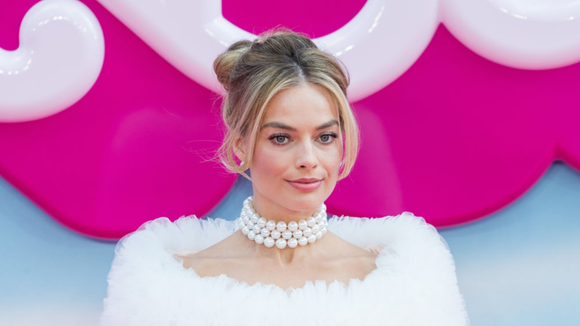 Salário de Margot Robbie após "Barbie" nem chega perto do 1º lugar entre os homens mais bem pagos de Hollywood