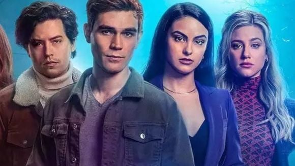 Essa foi a única a atriz a participar de todos os 137 episódios de "Riverdale"