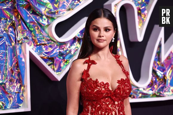 Selena Gomez é a rainha do meme no VMA 2023! 5 momentos que dariam ótimas figurinhas do WhatsApp