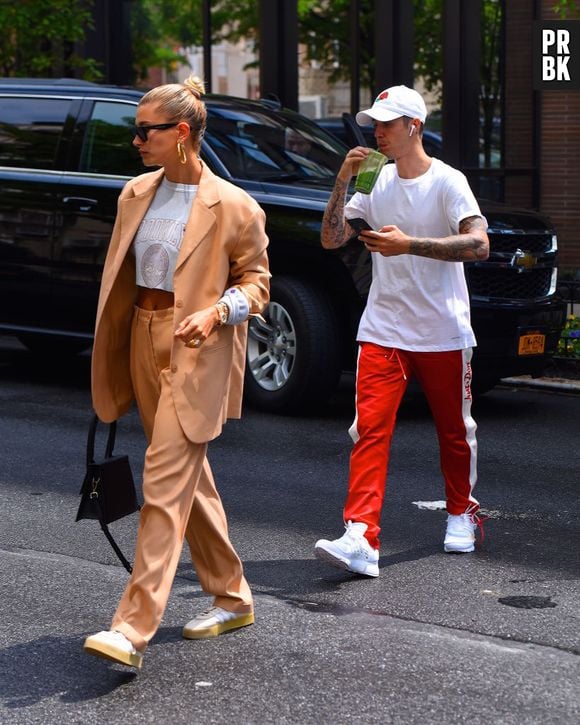 Mais um dia comum com Hailey Bieber super girlboss e Justin Bieber com roupa de malhar