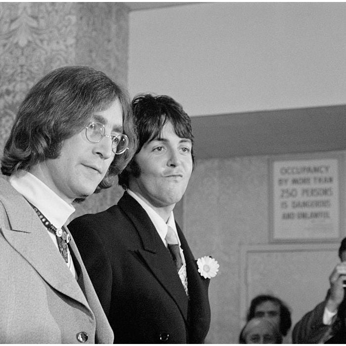 Paul McCartney ressuscita a voz de John Lennon em nova faixa dos Beatles através da IA