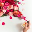 10 perfumes baratos para quem ama fragrâncias florais