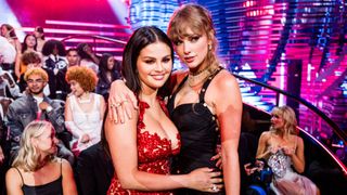 Selena Gomez não aprova Taylor Swift e Travis Kelce? Cantora estaria preocupada com o relacionamento