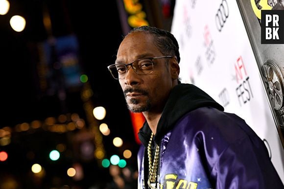 Fãs suspeitam que a decisão de Snoop Dogg em fumar maconha esteja relacionada à sua saúde ou à sua carreira