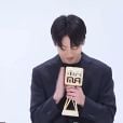 BTS: Jungkook faz discurso após sexta vitória do grupo em premiação