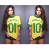 No Instagram, Rafaella Santos posa vestindo a camisa do irmão, Neymar Jr.