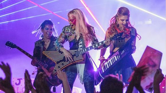 De "Jem e as Hologramas": saiba tudo sobre o filme, como trailer e trilha sonora do One Direction!