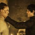 Em "Game of Thrones", Sansa (Sophie Turner) teve uma lua de mel dolorosa com Ramsay Bolton (Iwan Rheon)