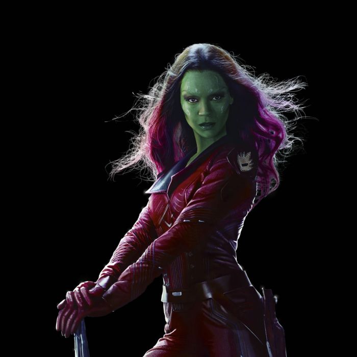  Zoe Saldana &amp;eacute; Gamora em &quot;Guardi&amp;otilde;es da Gal&amp;aacute;xia&quot; e mostra toda sua for&amp;ccedil;a no filme! 