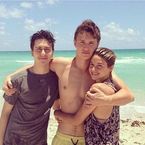 De "A Culpa é das Estrelas": Ansel Elgort, Shailene Woodley e Nat Wolff matam as saudades dos fãs!