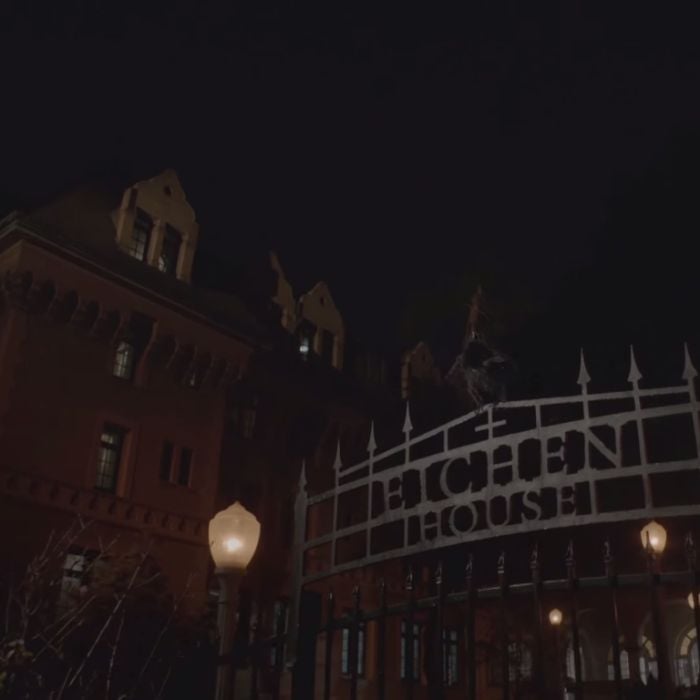 Em &quot;Teen Wolf&quot;, Lydia (Holland Roden) está internada na misteriosa Eichen House