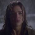 Lydia (Holland Roden) fica chocada ao ver Aiden (Max Carver) em "Teen Wolf"