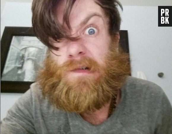 Bug Hall adotou o estilo lumbersexual e ganha elogios dos seguidores
