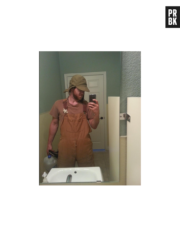 Seguidores de Bug Hall aprovam visual lumbersexual do ator