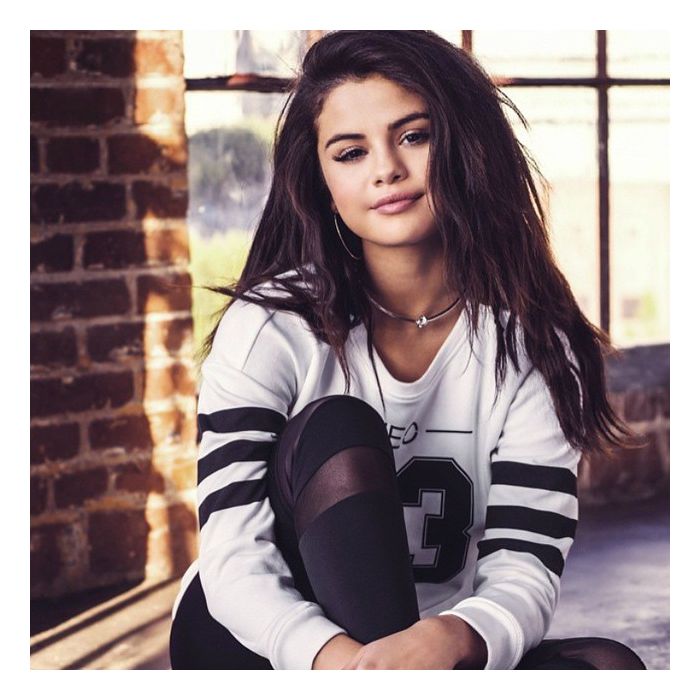  A diva Selena Gomez anda dando v&amp;aacute;rias entrevistas para divulgar seu novo single, &quot;Good For You&quot; 