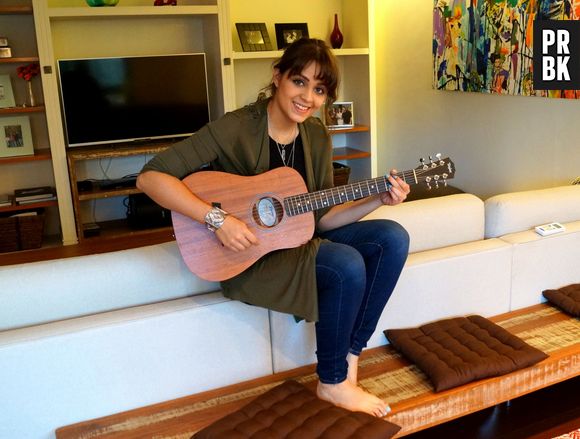 A Maria Luiza, de "Malhação - Sonhos", tem um amor imenso pela música e agora está comemorando o lançamento do primeiro CD