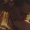 Megan Fox e Amanda Seyfried foram responsáveis por cenas bem quentes em "Garota Infernal", mas no começo não foi muito fácil