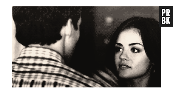 Amiga que sai beijando todo mundo