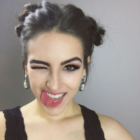 Kéfera Buchmann é eleita a youtuber feminina mais poderosa do Brasil!