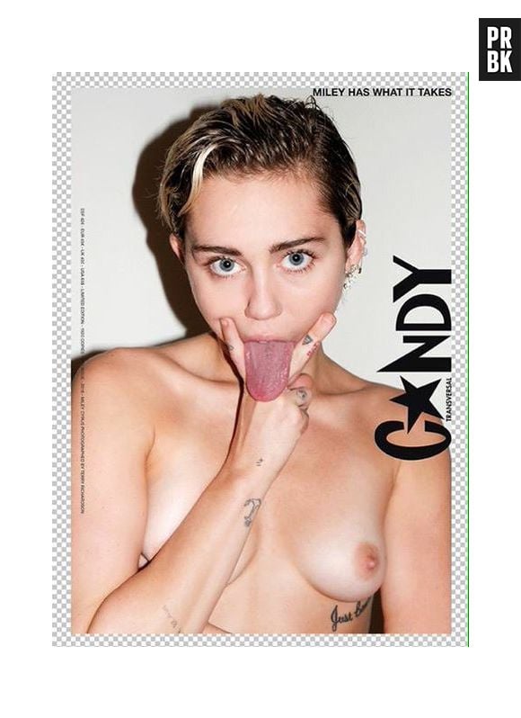 Miley Cyrus também mostra bastante os peitos em seus ensaios fotográficos