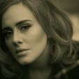 Adele está em terceiro lugar na Billboard UK com o estrondoso single "Hello"